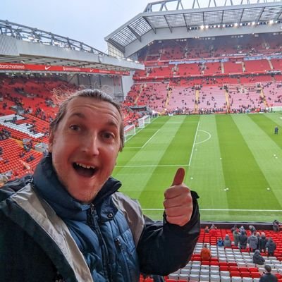 GilnoKelly's profile picture. up the reds