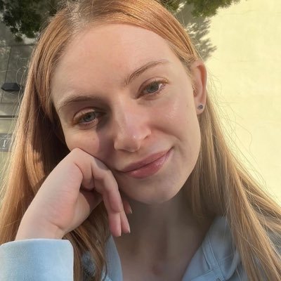 AmeliaBeth69055's profile picture. single 💘