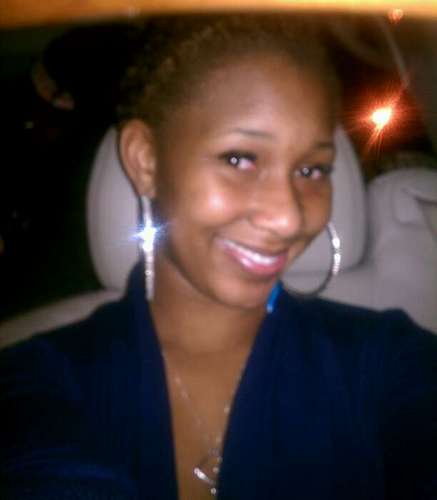 Single young lady...who fingers itching for dis money...#KILLA C#TEAM GEMINI#TEAM NATURAL#TEAM MONEY CALLING MY NAMEEEEE