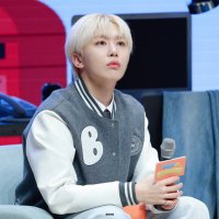ajaarr (@vvitaminboo) 's Twitter Profile