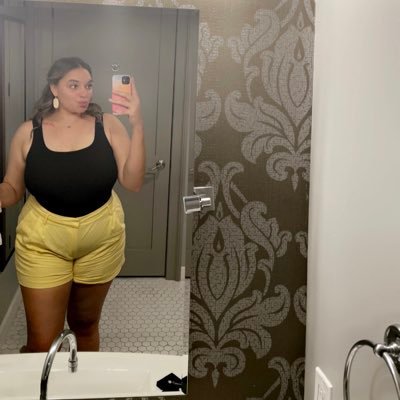 Ariana🥳