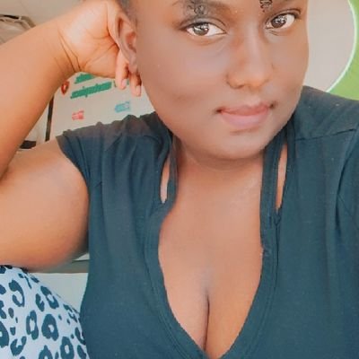 A spoiled queen is a happy queen. Tribute now. 👑
If your wallet doesn’t open, neither do my DMs. 💼