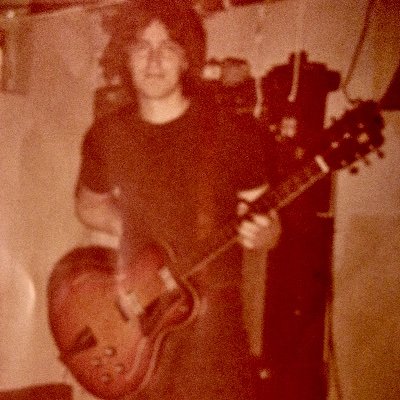 TomCusic1201's profile picture. Old fart guitar lover.  MAGA-Make American Guitars Again