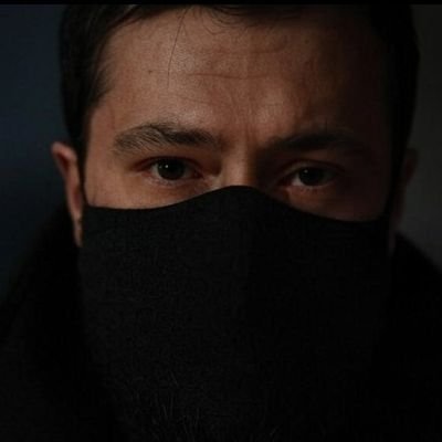 Sosyal medya trollüğü yaparak birilerinin gözüne girmeye çalışanlar,
Meydanı boş buldum sandınız..