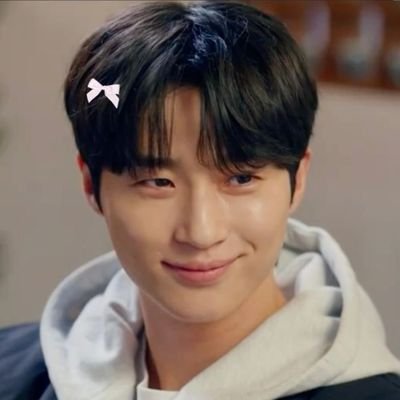 Soljae 💙💛 SangYifan🍃❄️
Yoonjinist 🐱🐹
Reader | Painter