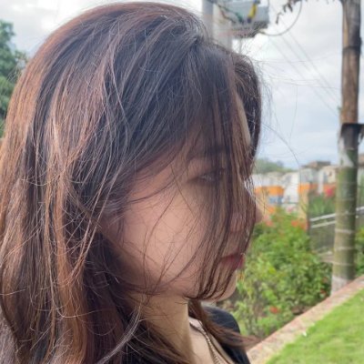 April_yson's profile picture. Put away your cowardice and show your domineering power. When you fall, nobody helps you. It's more like a beast watching your jokes.