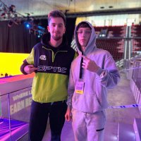 Schikolas (@schikolas_) 's Twitter Profile Photo Schikolas (@schikolas_) 's Twitter Profile Photo