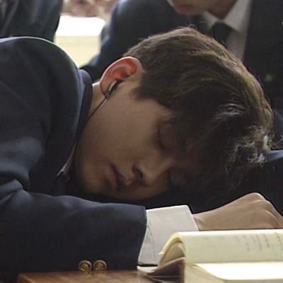 거킥, 최저씨, 민민위주로 주접떠는 계정