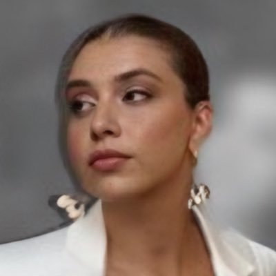 Fonte de informações sobre a digital influencer turca, Gamze Erçel. Siga-nos em outras redes sociais ⬇️