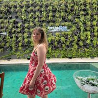 Laura Reyes Arango☕🤓🙈 (@laurire1994) 's Twitter Profile Photo Laura Reyes Arango☕🤓🙈 (@laurire1994) 's Twitter Profile Photo