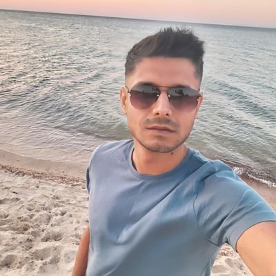 CengzGurbnar's profile picture. 