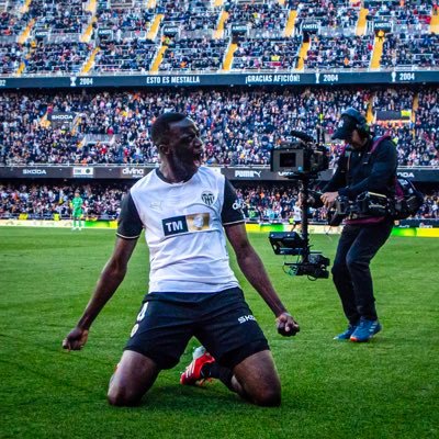 tuurco__'s profile picture. CAR 🖤🦇