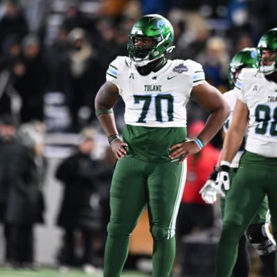 kamhamilton70's profile picture. Tulane DL#6 #rollwave