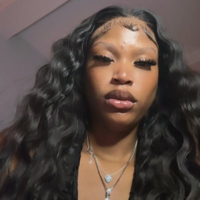 I offer *exclusive* pics, videos, and FaceTime shows to keep you entertained. Spoiling me gets you my attention faster—just ask! 💋 - K🅿️ 🥂
