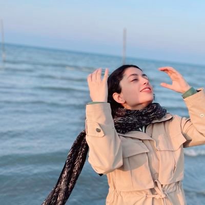 YParvar12366's profile picture. نیمچه نقاش 🎨

درحال تحصیل...
