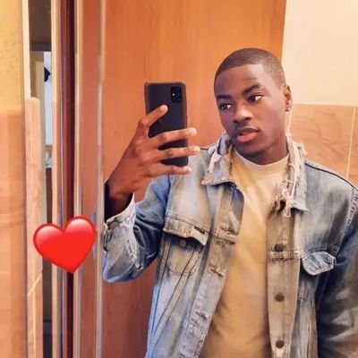 renato_teckson's profile picture. Independente da situação, jogue limpo com as pessoas a sua volta! Não minta, não esconda, não omita, tenha responsabilidade afetiva. Dignidade vale ouro!