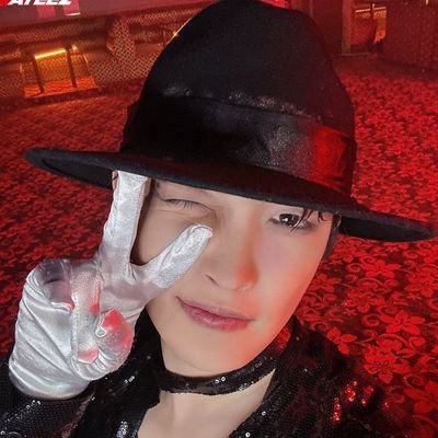 Nickkyy_L's profile picture. Bl//j,c,k-drama//animes//studio ghibli//kpoper(multifandom)//bookstan/j-rock
mpb.etc.....