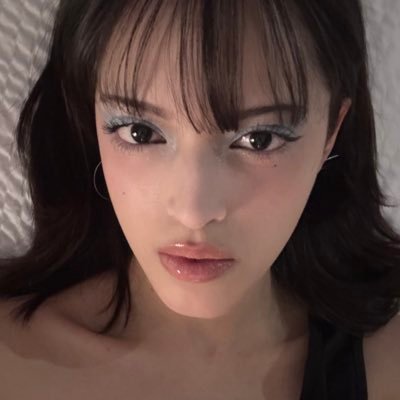 val 🧸 Profile