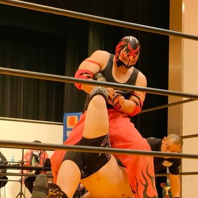 3qvpPvrA5OqDD0n's profile picture. プロレス、悪行、暴力、筋肉。カロリー高めの生活。
人間を破壊するために生まれてきた。