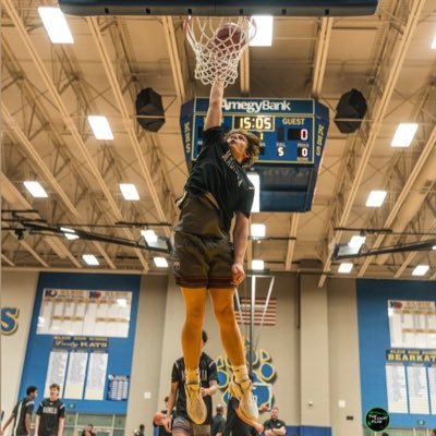 c/o2026/MHS Bulldogs 6A Greater Houston Area 🏀 /6’3 200/ #20/4.2 GPA/📍Magnolia, Tx/ AAU: Hyperfuse | SG | Email: Theomarsh0401@gmail.com