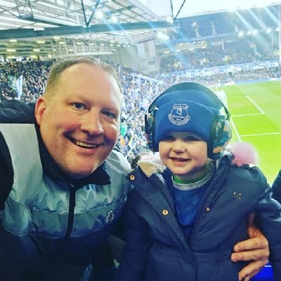 Dad to Evie 💙 - Founder @toffeesinlondon 💼 - Member of the @efc_fansforum 2022-2025 - #UTFT - @everton STH ⚽️ - @thebarmyarmy 🏏 - @chicagobears 🏈