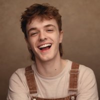 olly (@ollyniles) 's Twitter Profile