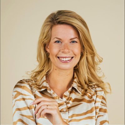 Officieel backup/ad account @MadelonVos__ (zij volgt dit account) | Missie om NL & BE financieel wijzer te maken | Succesvol leren investeren 👇🏼