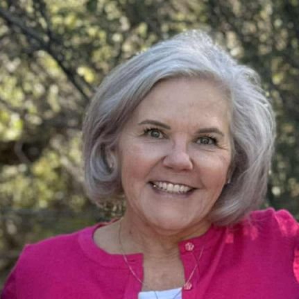 LisaHad34449165's profile picture. Have ability to think beyond the end of my nose.