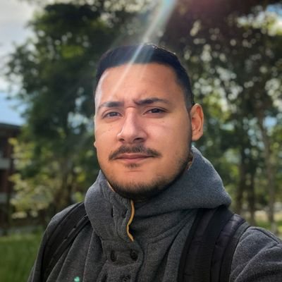Comunicador Integral | 🎤 📸 💻
Soy un papacito casi inalcanzable, era inalcanzable pero me alcanzaron.