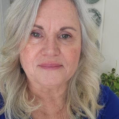 CarolynMca70197's profile picture. 