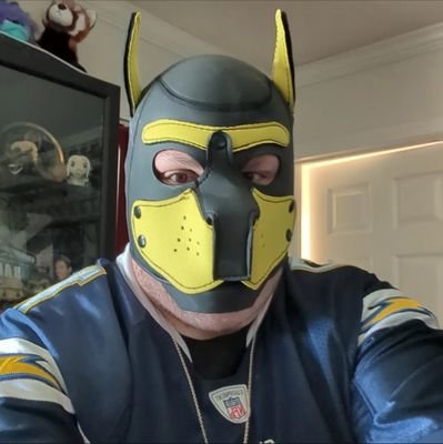 SoCal Collard Pup, Bi Male, 45 | Enthusiast of Socks, Sneakers, Boots, Bondage, Chastity, Sports Gear & more
No Minors 🔞