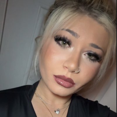 Ardennnnn_'s profile picture. 23 | ♍️