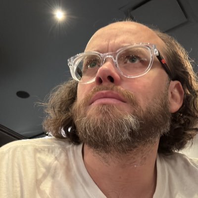 Kilowatto's profile picture. ............ ....