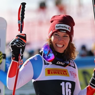 🥇🥇Olympic Champion - ski fanatic, fantasy reader and sister :)