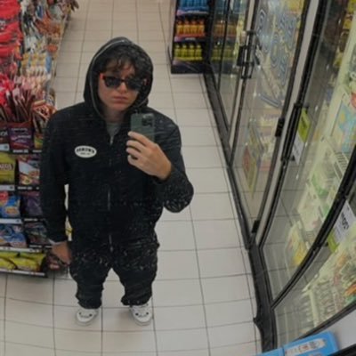 Gabe Playsgames4