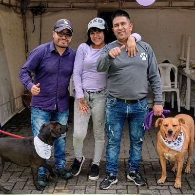 🐾ACTIVISTAS y PROTECCIONISTAS de ANIMALES en #Bogotá. Aliados con 🐶 @DiaAnimales - @HogarAnimalista 🐱. “APOYA” está maravillosa causa 👏. #AdoptaNoCompres🐾