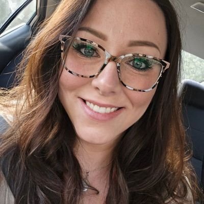 PinkFuzzballs's profile picture. 