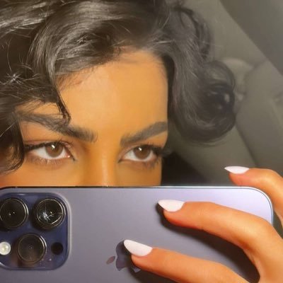 ( بين الحياة والحب عشق ) اعشق الموضه 💅🏻👗 ، مستجده على الساحه أحب التفاعل 🔁