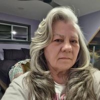 carieanne (@carieannern) Twitter profile photo