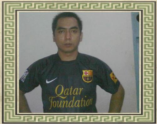 im not special man and im not perfect man. Every body know that, so im just ordinary man who life without wing.
