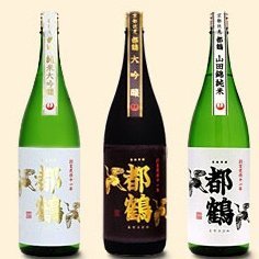 miyakotsuru's profile picture. 京都伏見にあります日本酒を醸造している酒蔵都鶴酒造と申します。年間の醸造量が一升瓶で3,333本分(6000ℓ/33石/2024by)のみの伏見の一角にある小さい酒蔵です。日本酒大好き担当が醸造作業風景や日本酒の良さを配信できればと思います。オンラインストア(https://t.co/5bIY9E9KY9)
