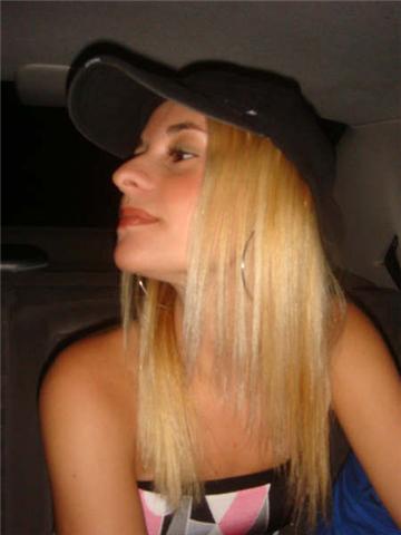 Tchela_berlinck's profile picture. 