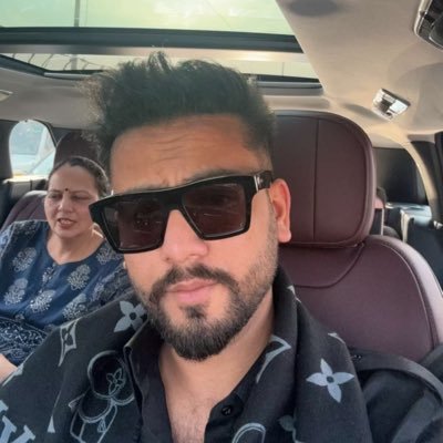 elvish_vlogs's profile picture. Elvish Army ❤️