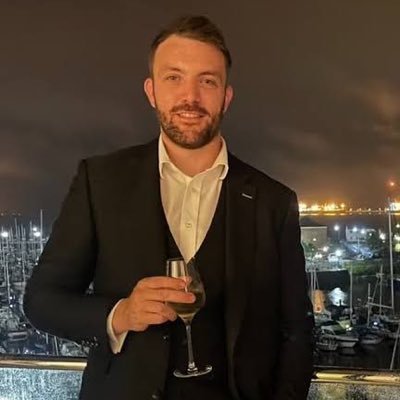 medelirolaplata's profile picture. 