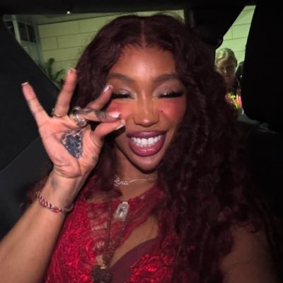 szasnooze's profile picture. fan account