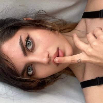 eexoticgirltita's profile picture. صبر