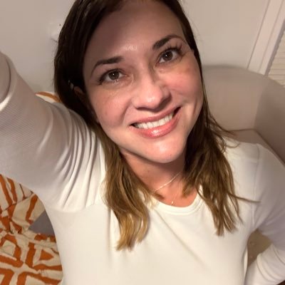 your favorite neighborhood 46yo mom, for the content you really want 👇