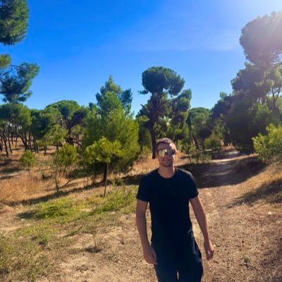 antoljakm's profile picture. Building cool social network 😎