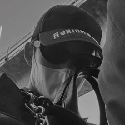 DoviesEST's profile picture. 