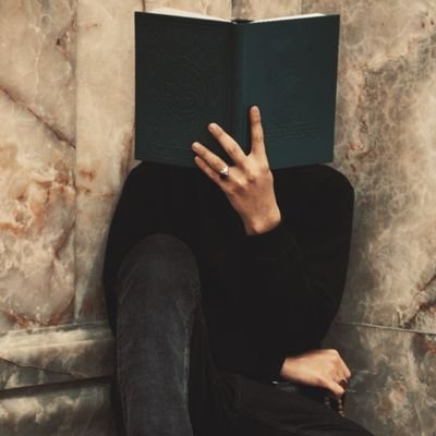 mabhum315's profile picture. کتابی،خلوتی،شعری،سکوتی
                 مرا مستی و سکر زندگانی است
     در تمرین عاشقی معلم باید بود